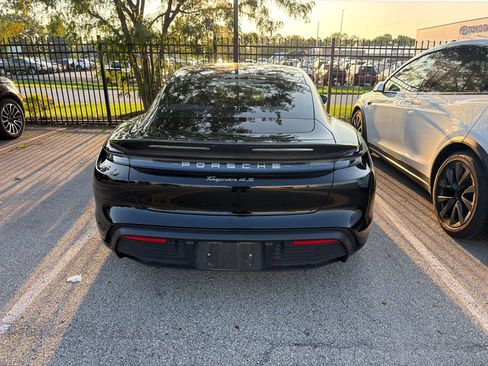 Used 2020 Porsche Taycan 4S w/ Premium Package AWD/4WD image 4