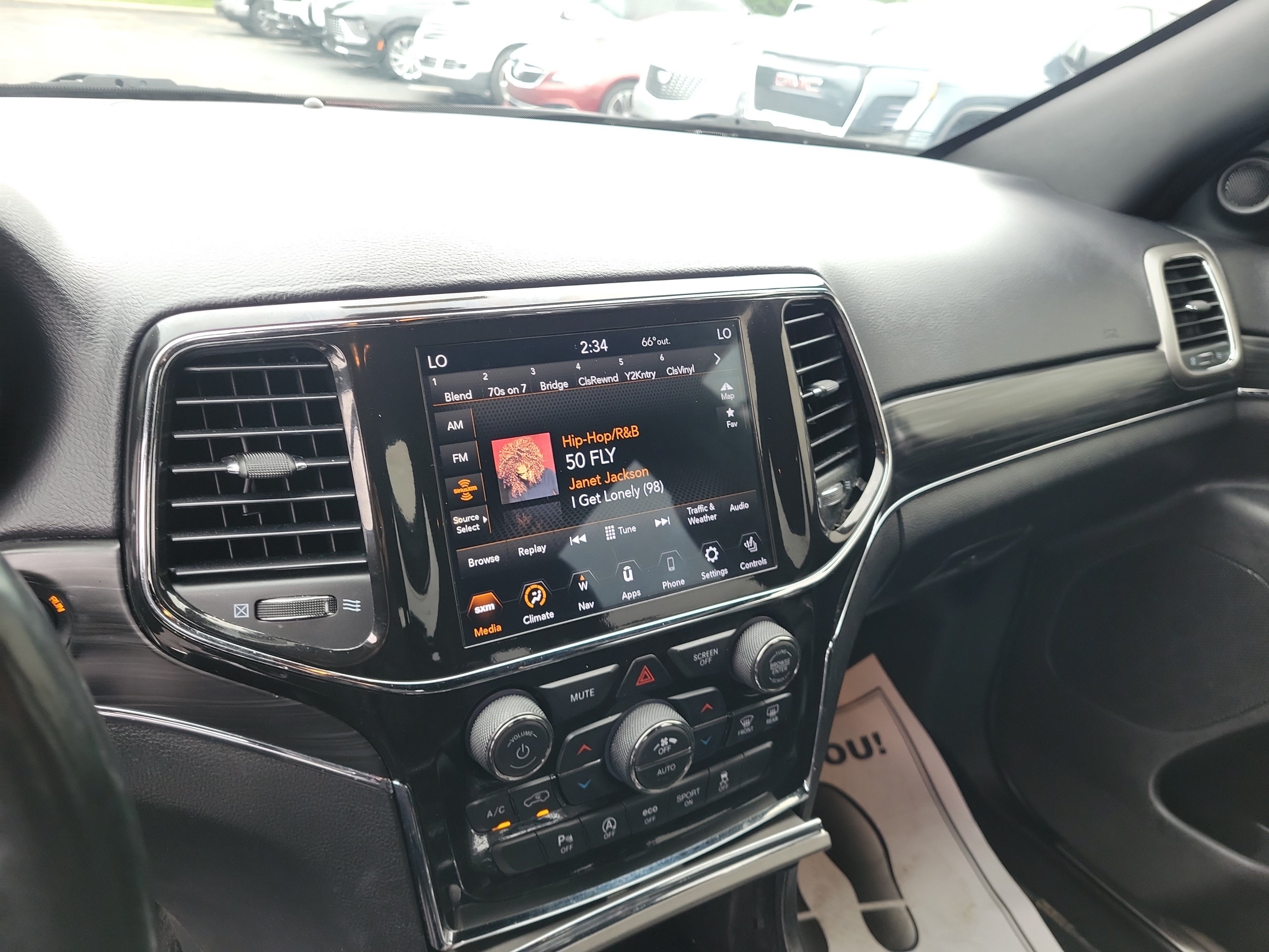 Used 2021 Jeep Grand Cherokee Limited AWD/4WD image 28