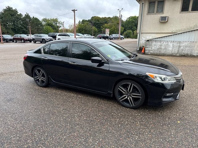 Used 2017 Honda Accord Sport image 34