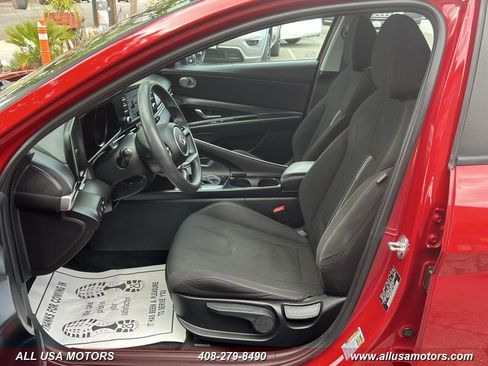 Used 2022 Hyundai Elantra Blue FWD image 21