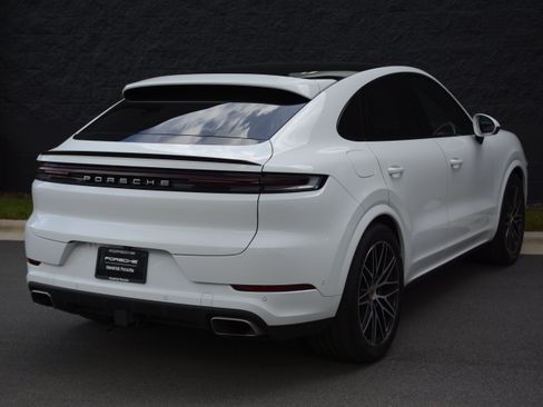 Certified 2026 Porsche Cayenne Coupe AWD/4WD image 7