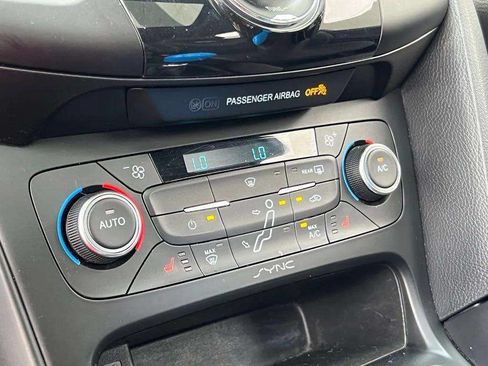 Used 2017 Ford Focus RS AWD/4WD image 21