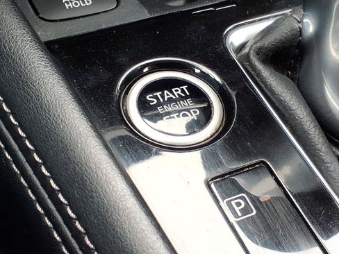 Used 2022 Nissan Kicks SV FWD image 21