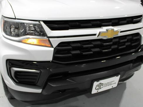 Used 2022 Chevrolet Colorado LT w/ Fleet Safety Package AWD/4WD image 4