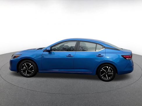 Used 2025 Nissan Sentra SV image 12