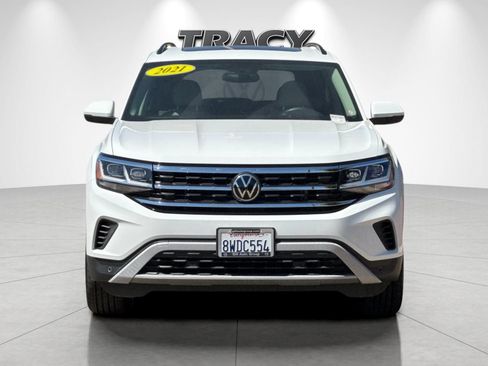 Used 2021 Volkswagen Atlas SE w/ Panoramic Sunroof Package FWD image 9
