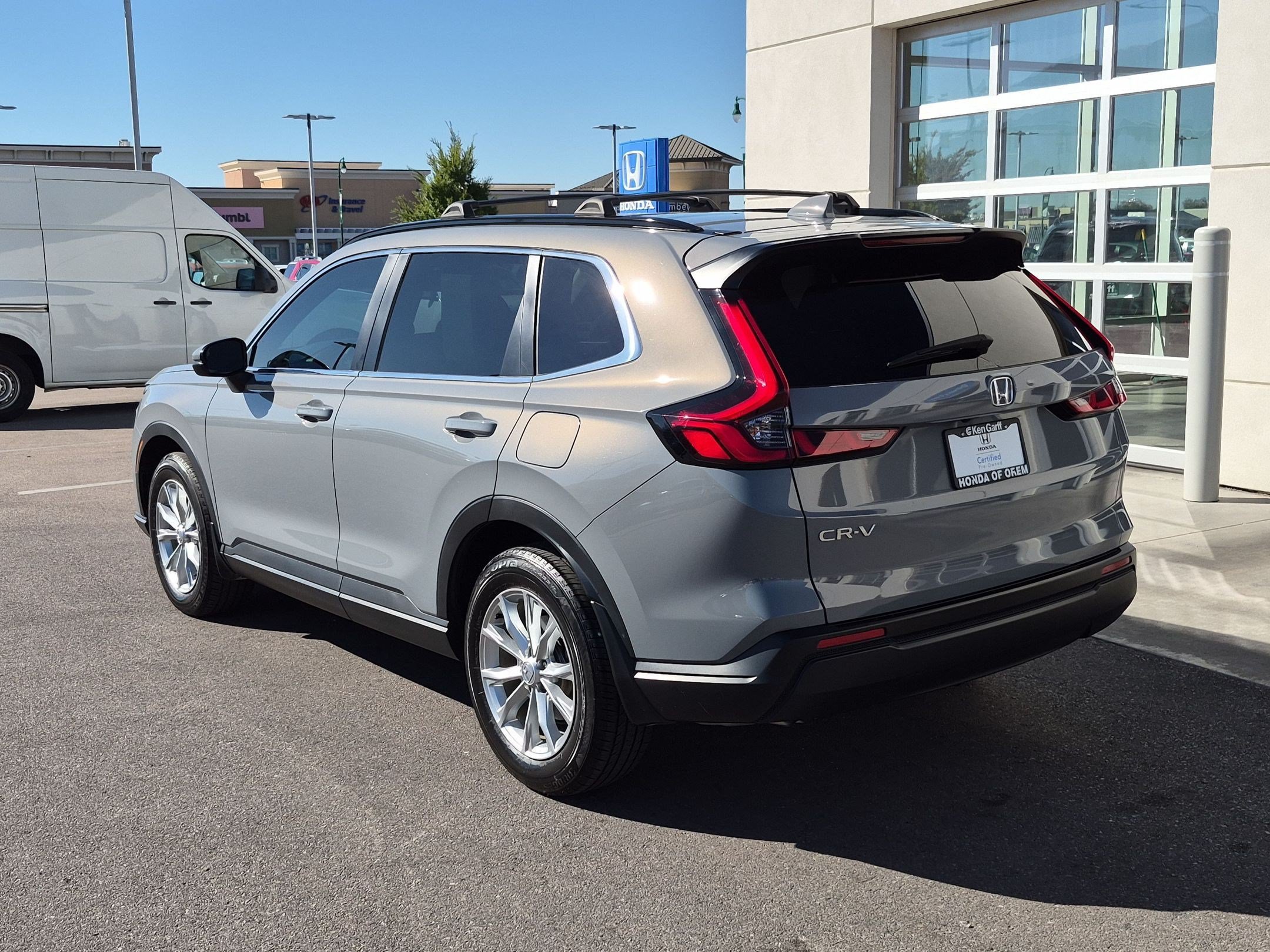 Used 2024 Honda CR-V EX image 8