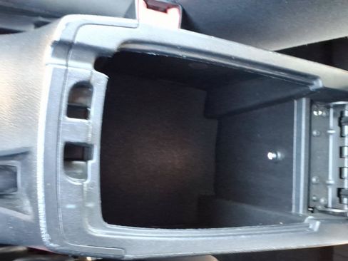 Used 2014 Dodge Avenger SE FWD image 23