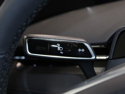 New 2026 Lincoln Nautilus Premier AWD/4WD image 37