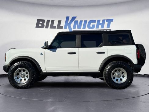 Certified 2022 Ford Bronco Black Diamond image 2