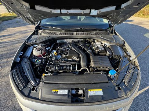 Used 2025 Volkswagen Jetta SE image 27