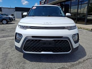 Used 2022 Kia Soul LX w/ Technology Package FWD video 2