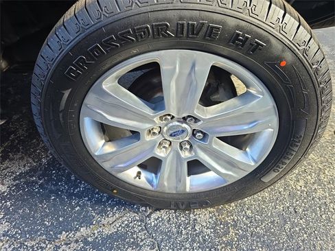 Used 2020 Ford F150 XLT image 5