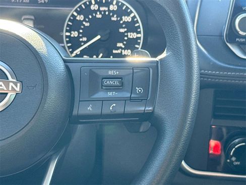 Used 2023 Nissan Rogue S image 13