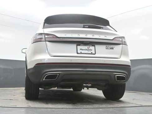Used 2019 Lincoln Nautilus Reserve AWD/4WD image 39