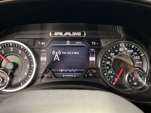 Used 2023 RAM 1500 Laramie AWD/4WD image 17