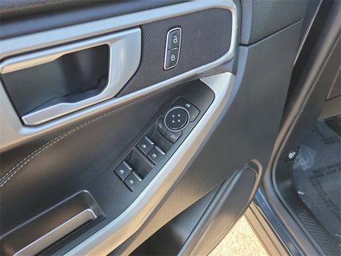 Certified 2023 Ford Explorer XLT w/ Equipment Group 202A image 23