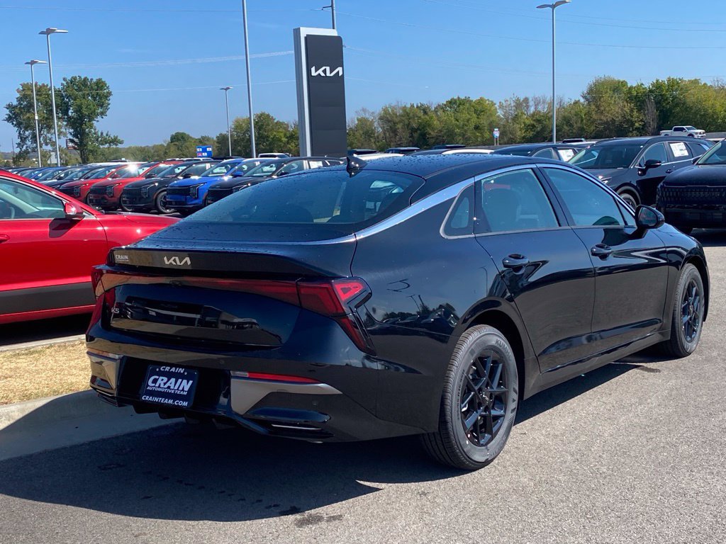 New 2026 Kia K5 LXS FWD image 7