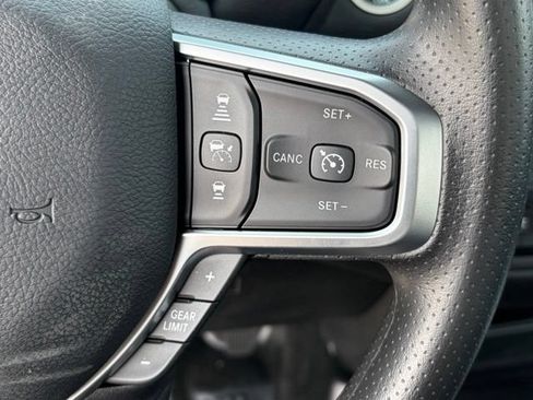 New 2026 RAM 2500 Tradesman w/ Chrome Appearance Group AWD/4WD image 19