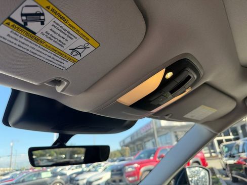 Used 2025 INFINITI QX60 Pure image 25