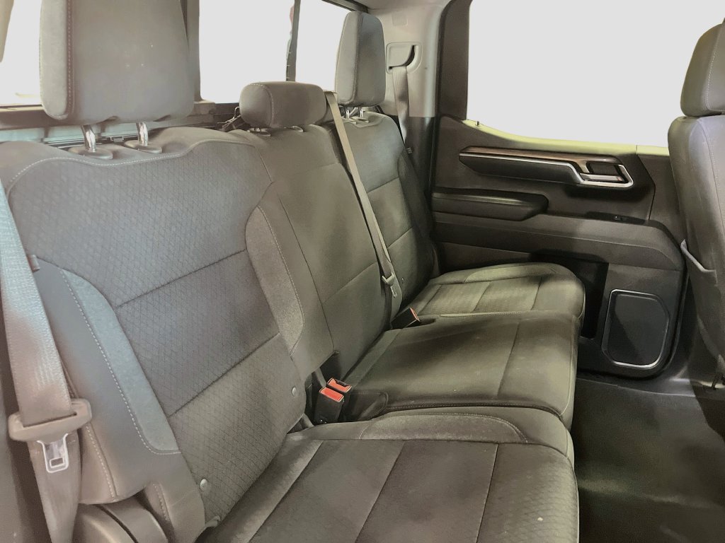 Used 2025 Chevrolet Silverado 1500 LT Trail Boss w/ Convenience Package II AWD/4WD image 28
