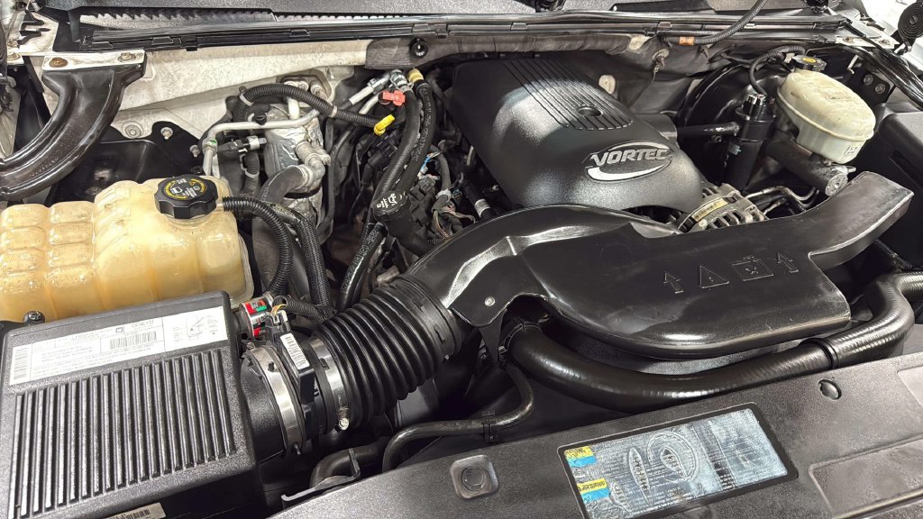 Used 2003 Chevrolet Suburban Z71 AWD/4WD image 32