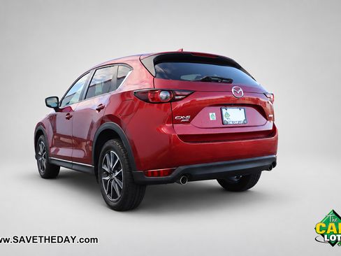 Used 2018 MAZDA CX-5 Touring w/ Preferred Equipment Package AWD/4WD image 6