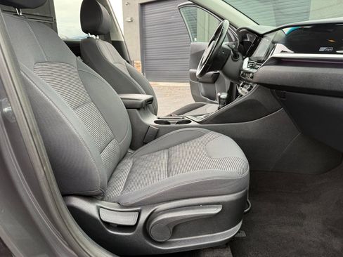 Used 2022 Kia Niro LXS image 24