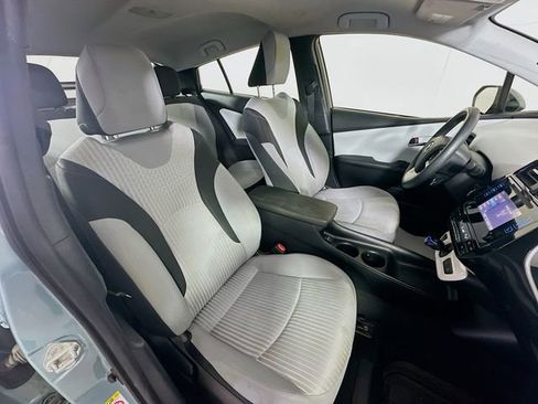 Used 2018 Toyota Prius Four Touring image 26