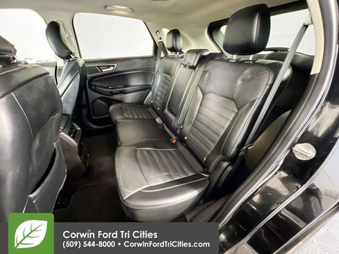 Used 2015 Ford Edge SEL w/ Equipment Group 201A AWD/4WD image 27