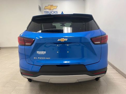 Used 2025 Chevrolet Blazer LT AWD/4WD image 21