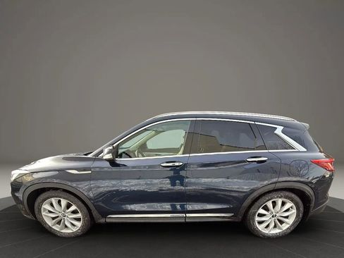 Used 2019 INFINITI QX50 Essential w/ Premium Heat Package image 8