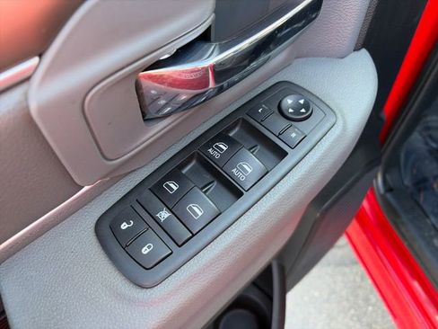 Used 2018 RAM 2500 Big Horn AWD/4WD image 27