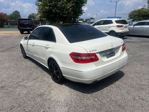 Used 2010 Mercedes-Benz E 350 4MATIC Sedan image 6