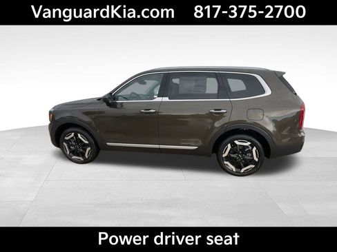 Certified 2025 Kia Telluride S image 7