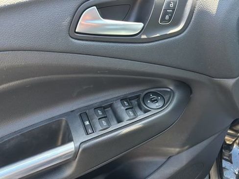 Used 2018 Ford Escape SE AWD/4WD image 17