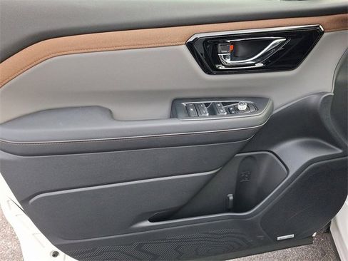 Certified 2025 Subaru Forester Sport image 12