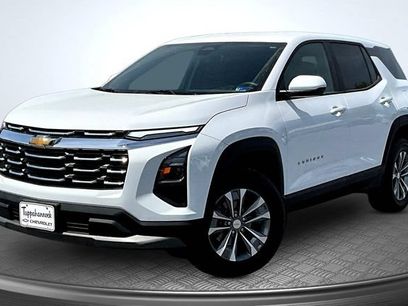 Used 2025 Chevrolet Equinox LT