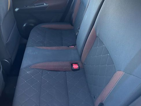 Used 2019 Nissan Kicks SR image 5