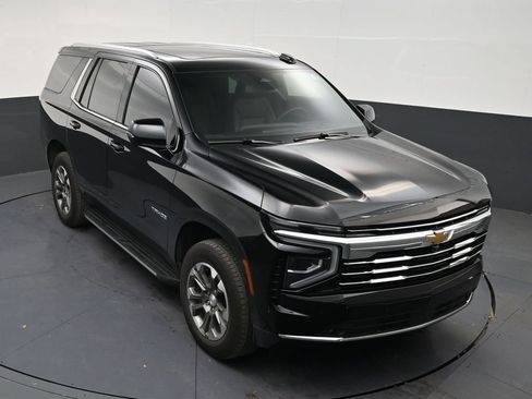 Used 2025 Chevrolet Tahoe LT w/ Comfort Package RWD image 17