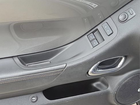 Used 2012 Chevrolet Camaro SS RWD image 13