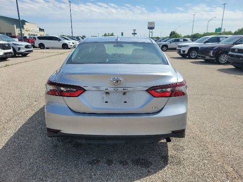 Used 2024 Toyota Camry LE FWD image 20