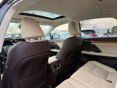 Used 2019 Lexus RX 450h AWD image 16