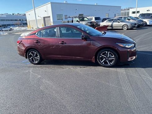 Used 2024 Nissan Sentra SV image 4