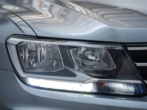 Used 2021 Volkswagen Tiguan S AWD/4WD image 13