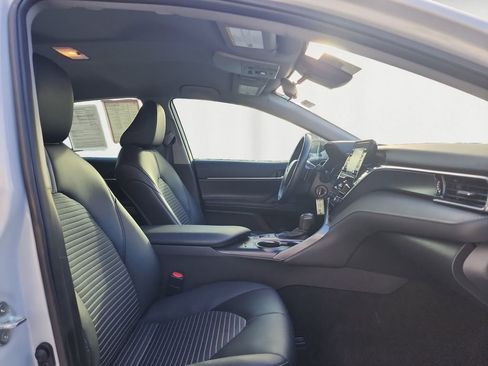 Certified 2024 Toyota Camry SE w/ Cold Weather Package image 15