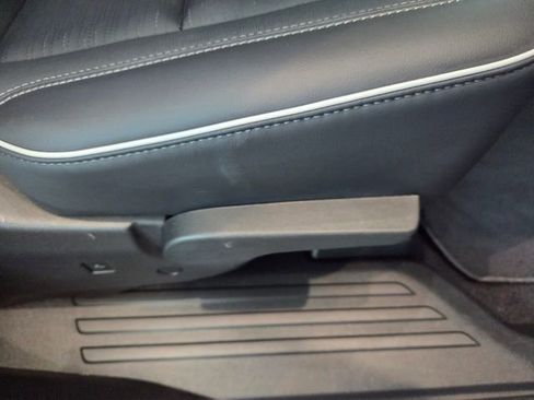 New 2026 Buick Enclave Sport Touring w/ Power Package FWD image 17