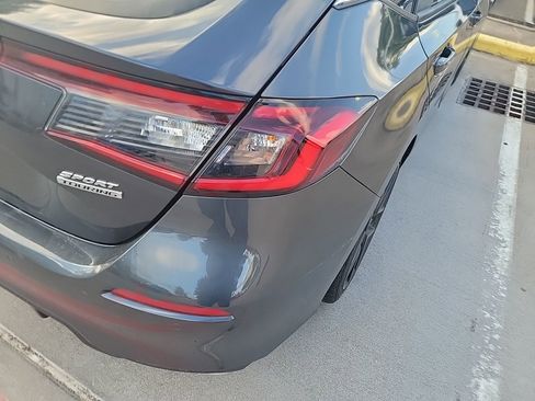 Used 2023 Honda Civic Sport Touring image 5