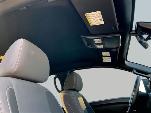 Certified 2023 Nissan Titan SV w/ SV Convenience Package RWD image 14