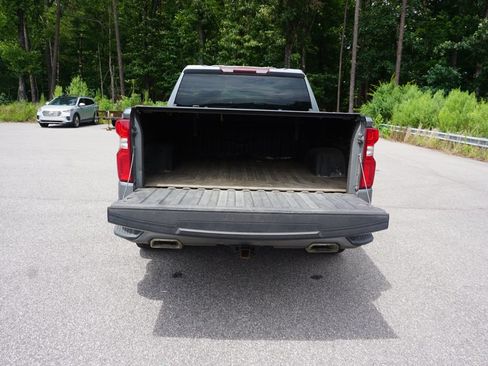 Used 2020 Chevrolet Silverado 1500 Custom w/ Custom Max Trailering Package AWD/4WD image 13